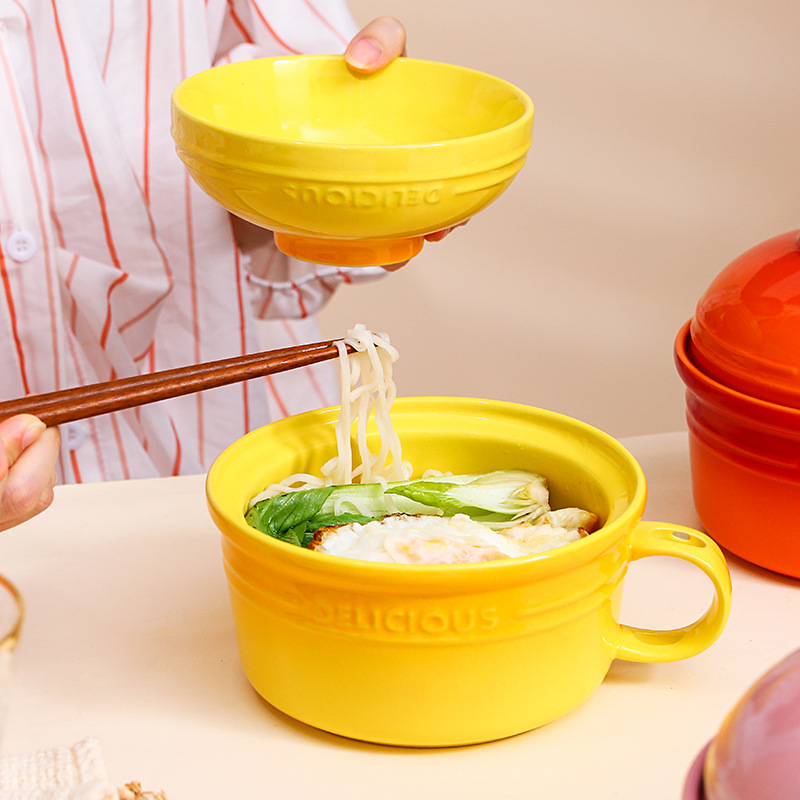 كوب وعاء المعكرونة الفورية بأل - مراجعة Dim Sum Basket وسعره