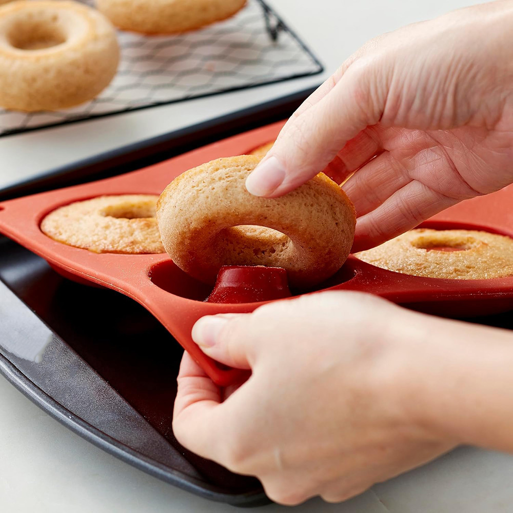 قالب خبز سيليكون على شكل دونات - مراجعة Donut Mold Silicone وسعره